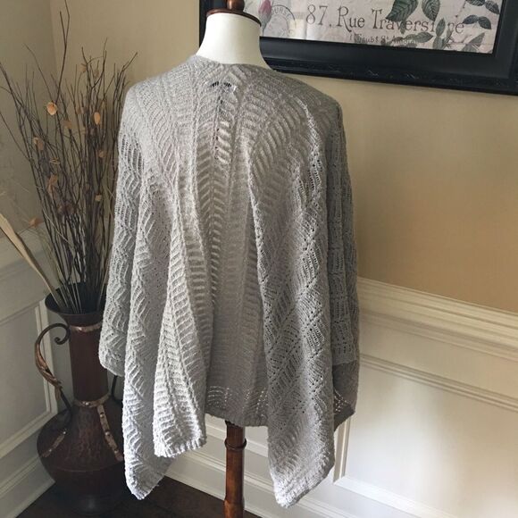 Calvin Klein Metallic Sweater Cape - Picture 3 of 4